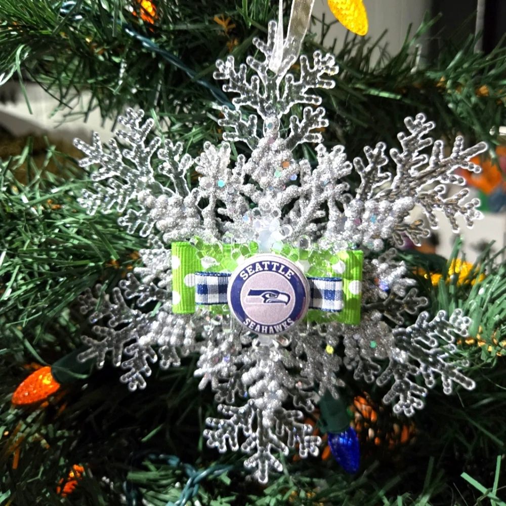 NWT Seattle Seahawks Ornament 12th Man NFL Football Souvenir Christmas Holiday
